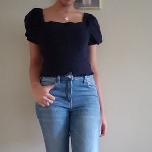 (29)AEO Navy Blue Smocked Puff Sleeve Crop Top Size-Large (EUC)